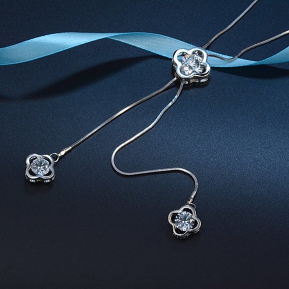 NEW 925 Sterling Silver Diamond Clover Necklace - Picture 2 of 8